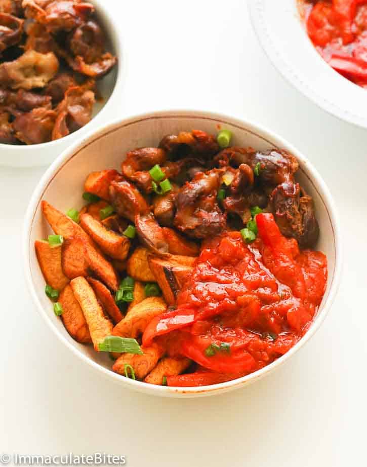 Gizdodo (Gizzards and Plantains)