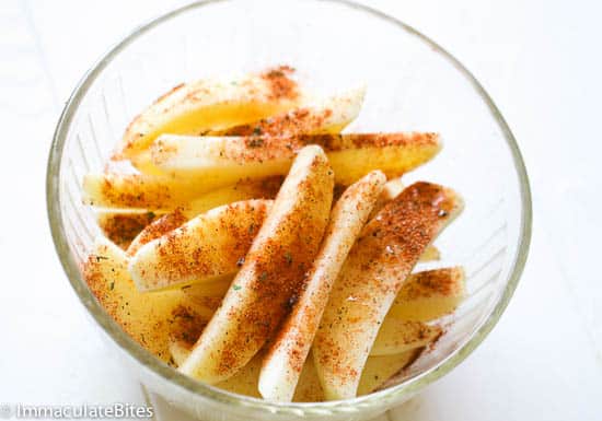 Baked Crispy Potato Wedges