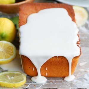 Lemon Almond yogurt cake