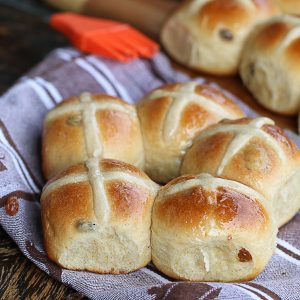 Sweet hot cross buns