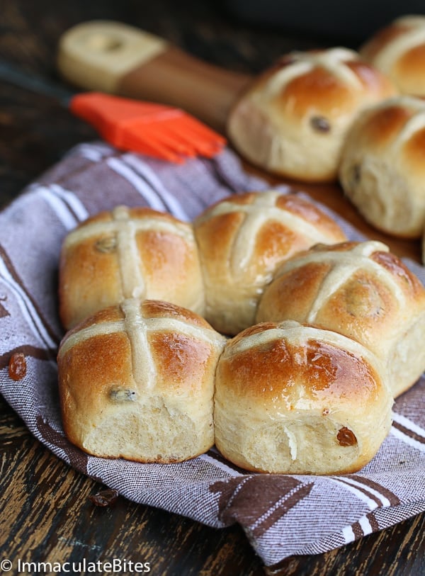 Sweet hot cross buns