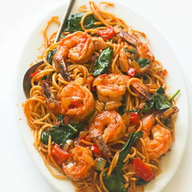 Spicy shrimp tomato spinach pasta