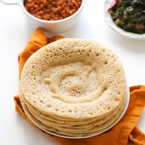 Injera with deliciously spicy Ethiopian lentil stew