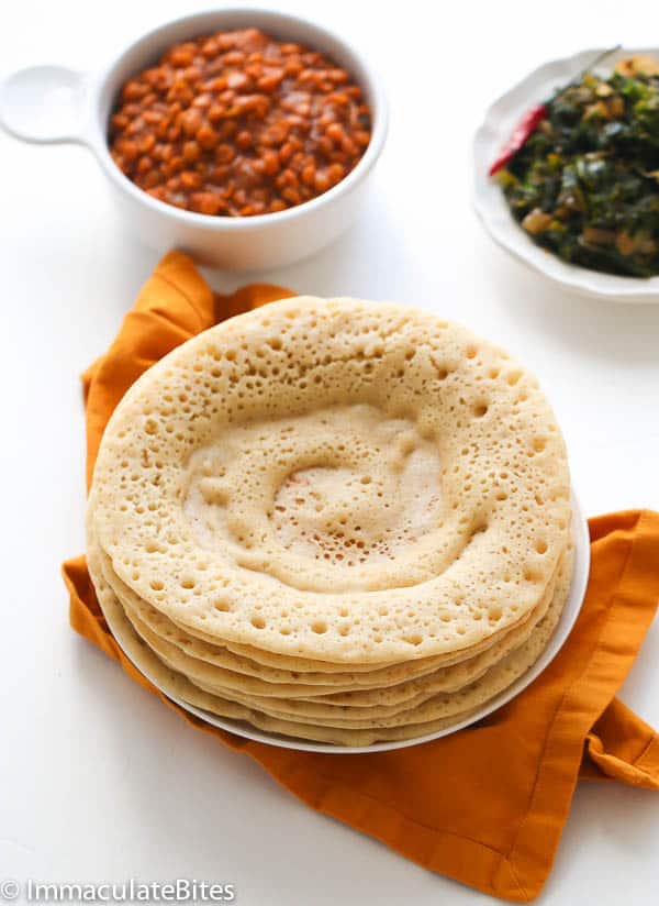 Injera with deliciously spicy Ethiopian lentil stew