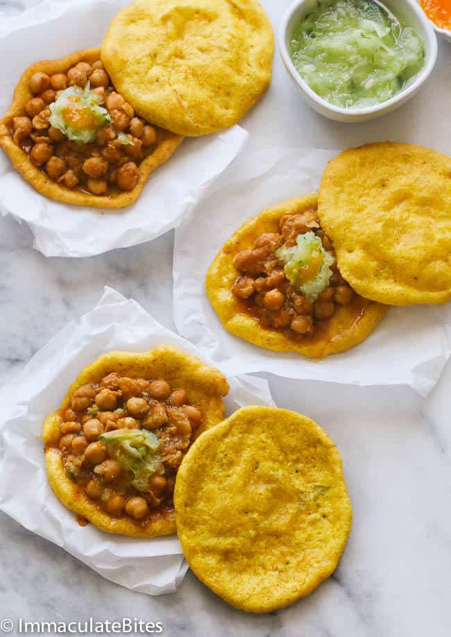 Doubles (curry chickpeas and spicy flat bread)