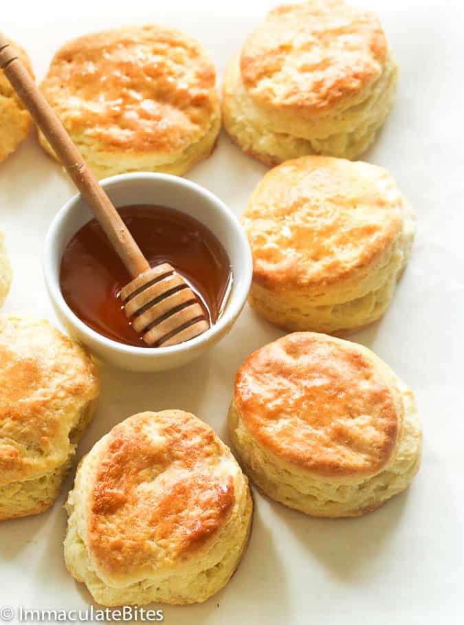 Southern Buttermilk Biscuits with a bowl of honey in the middle