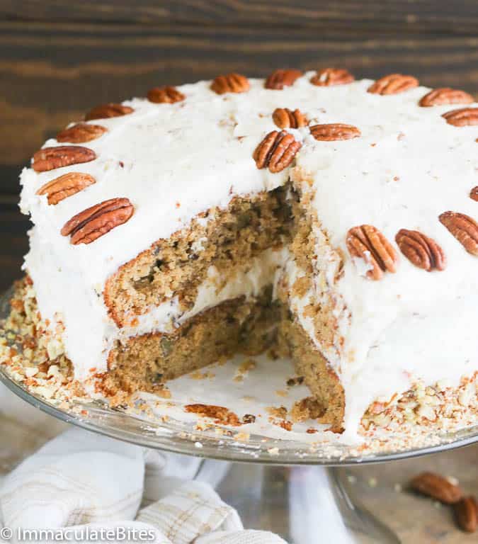 Hummingbird cake