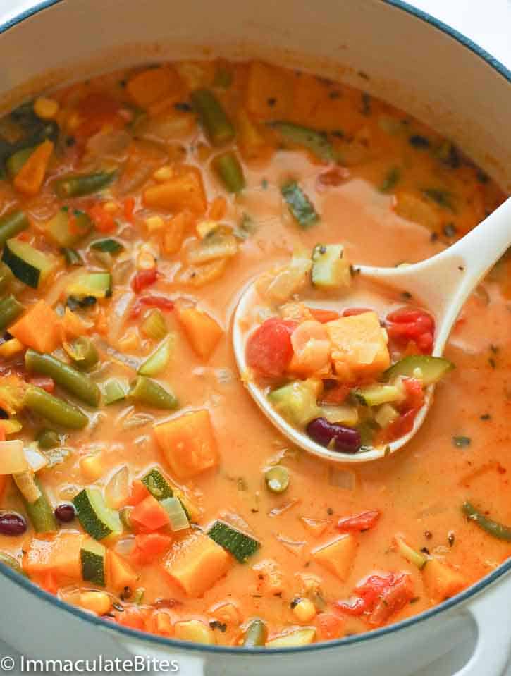 Serve with piping hot vegetable soup for a hearty and healthy dinner.
