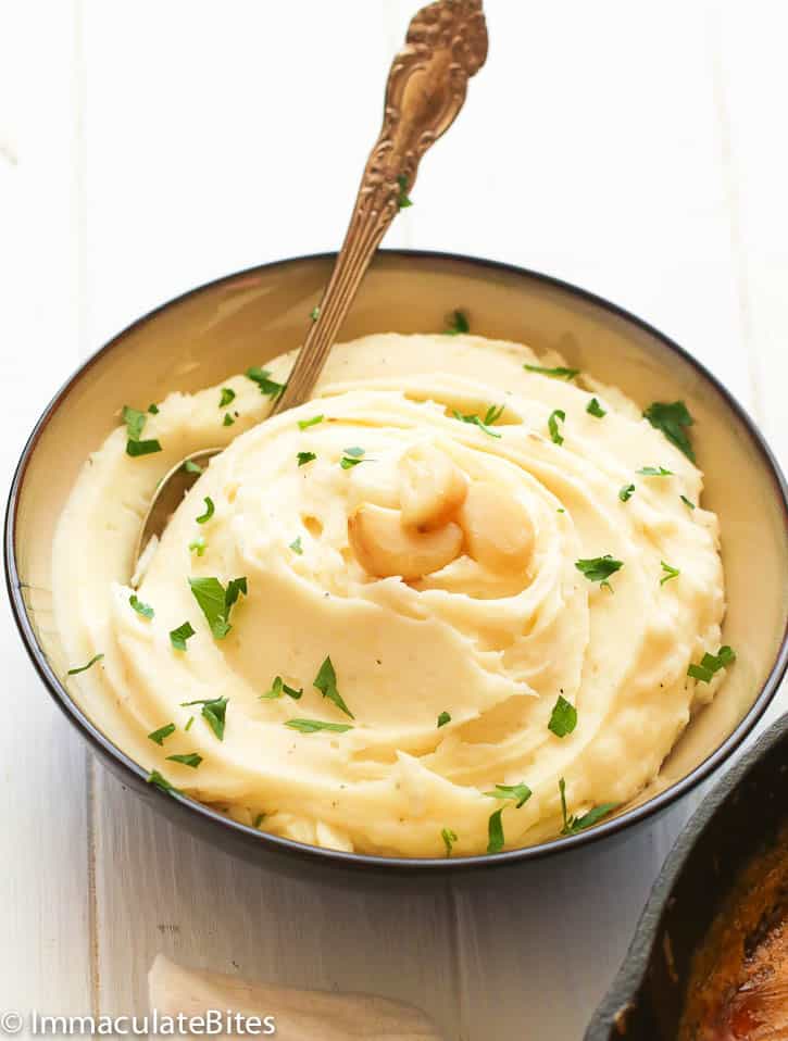 Incredibly delicious garlic mashed potatoes