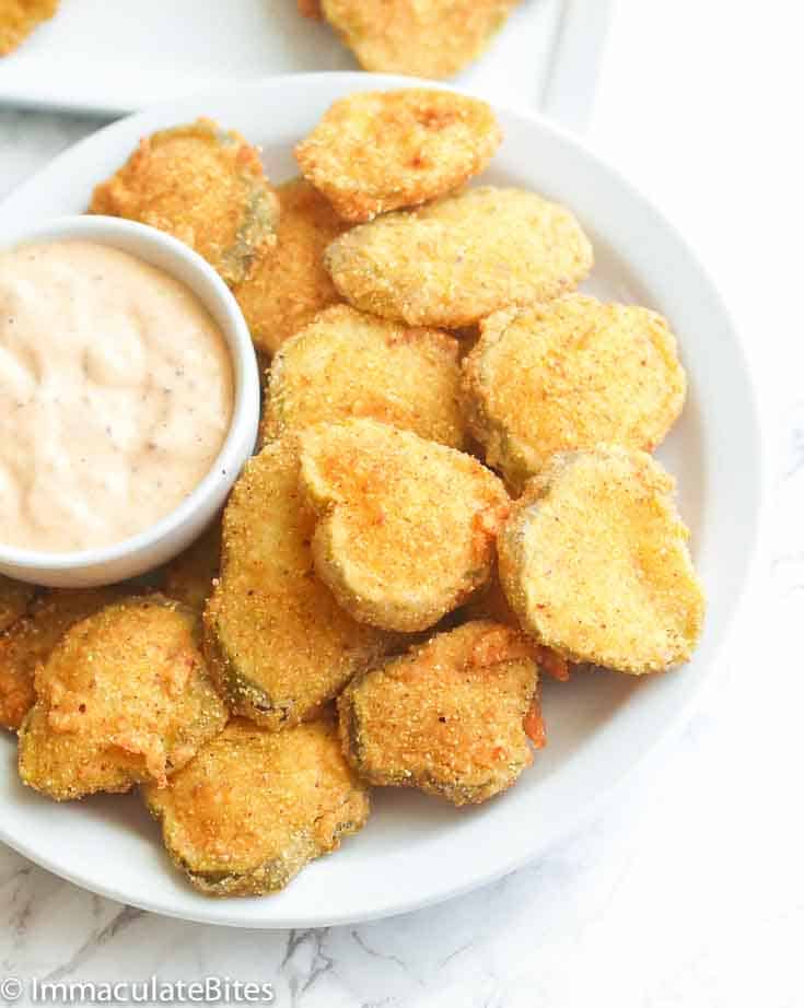 Fried Pickles with Sauce