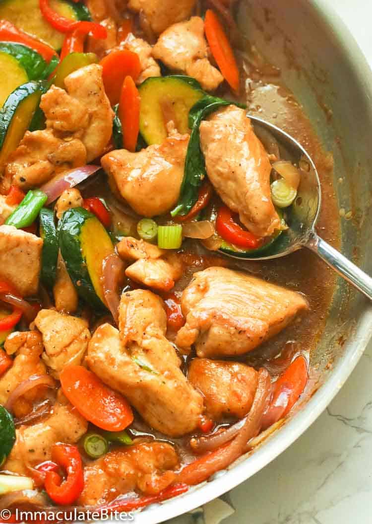 Stir Fry Chicken and Vegetables in a pan.