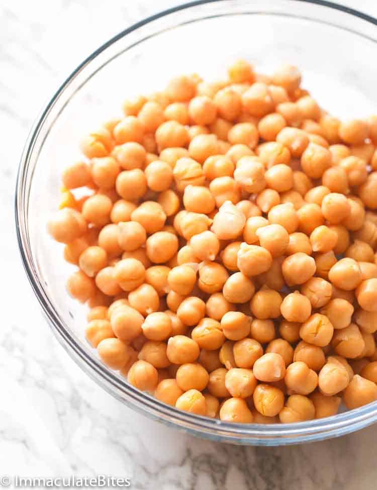 Mediterranean Chickpea Salad