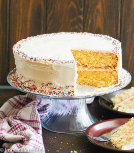 Slicing up and serving an insanely delicious Vanilla Cake
