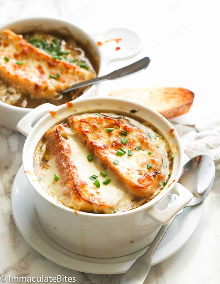 Two bowls of mouthwatering French onion soup