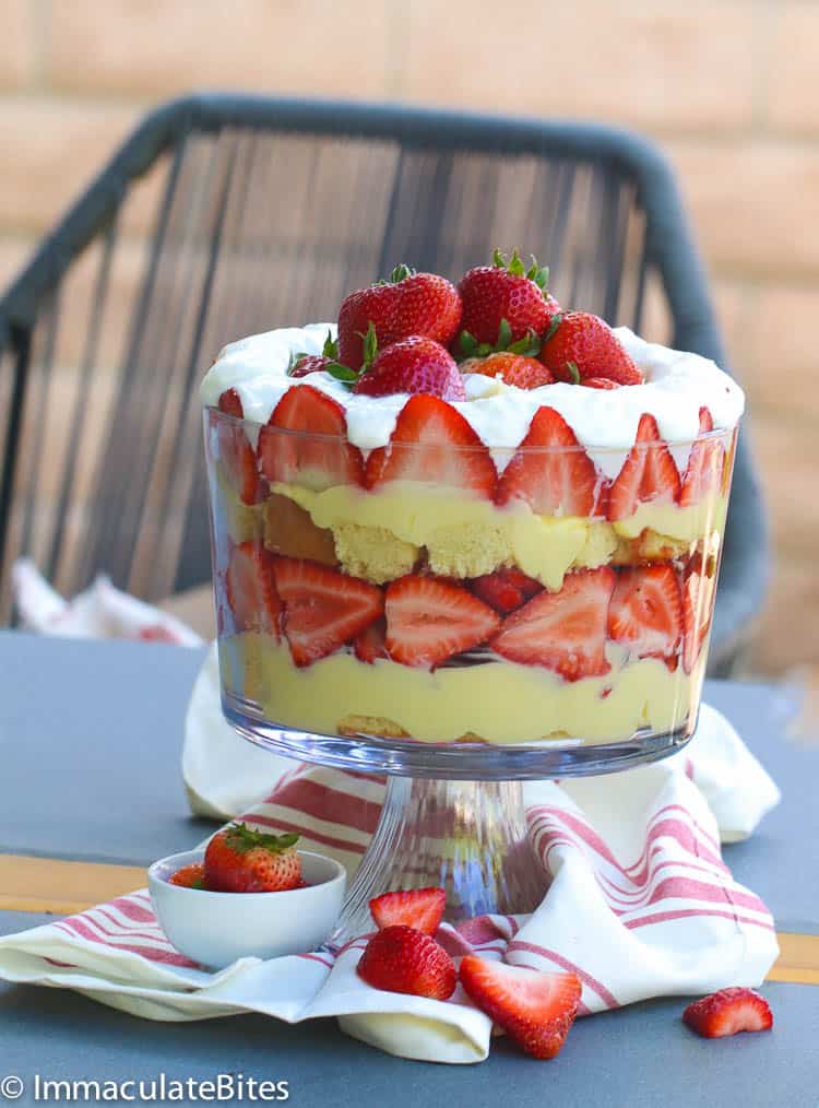 Easy fruit desserts featuring Strawberry Trifle