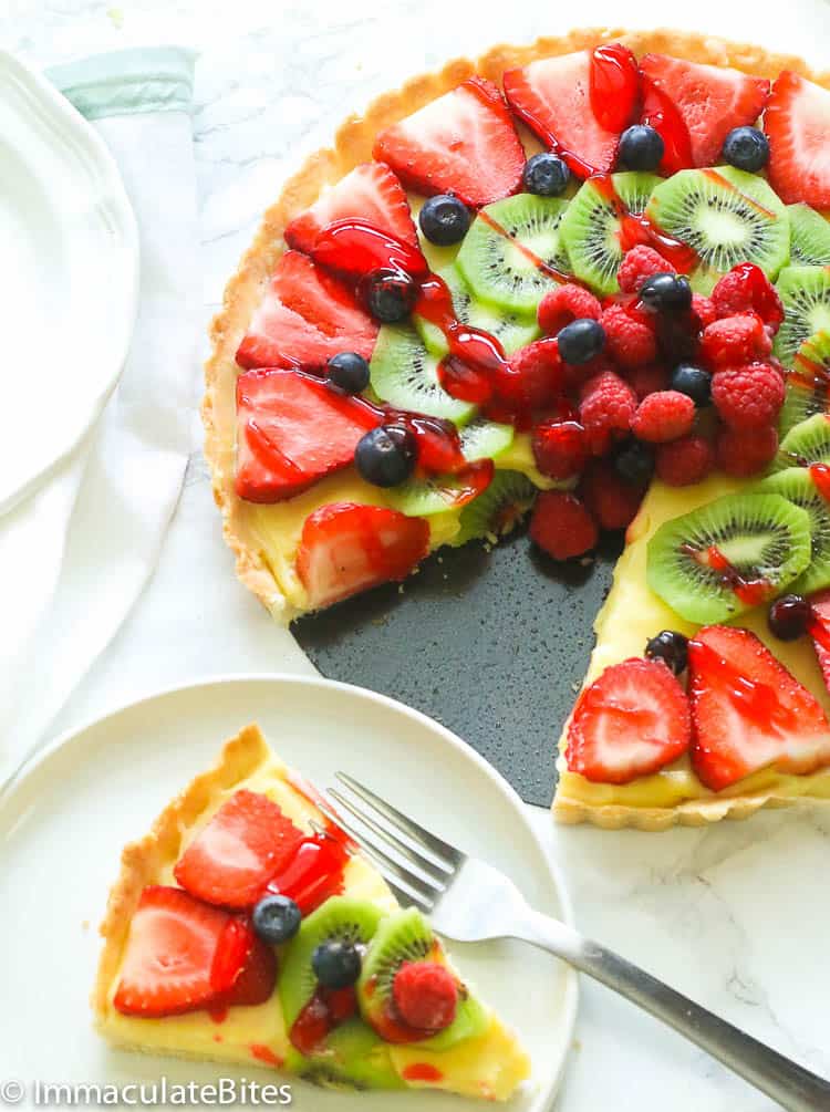 Fruit Tart with a slice served