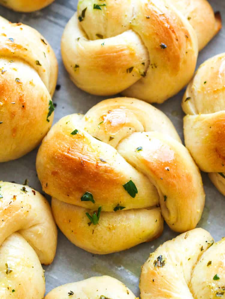 Garlic Knots Bread