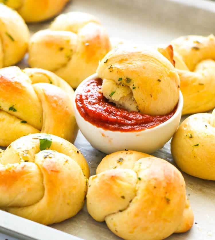 Garlic Knots Bread