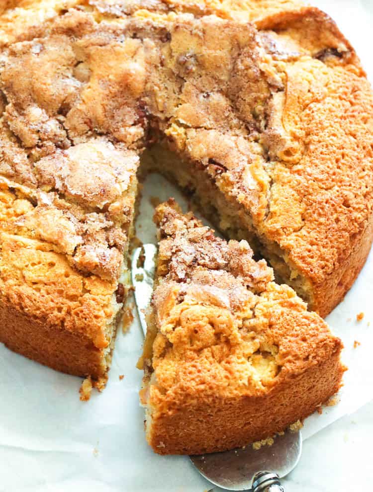 Cinnamon Apple Cake