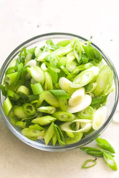 How to Cut Green Onions (Scallions), Recipe