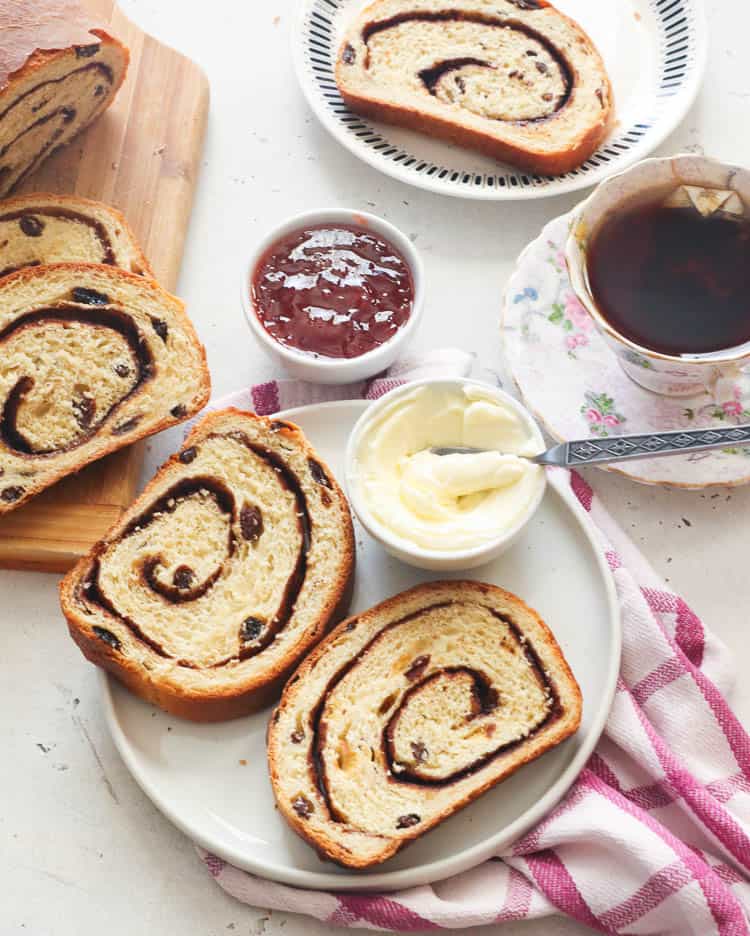 Cinnamon Raisin Bread