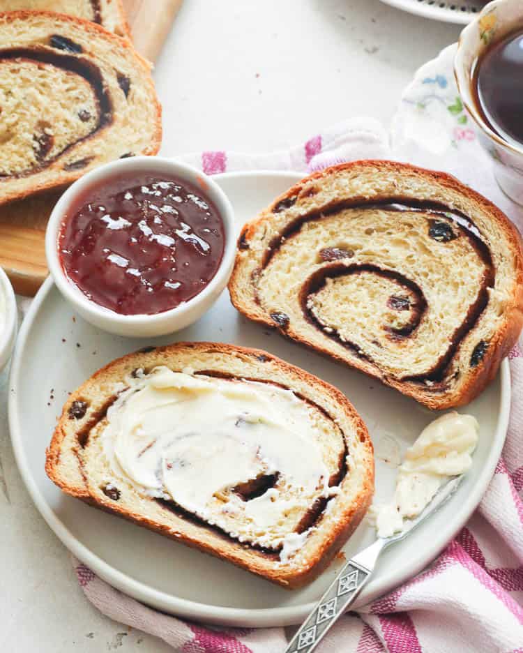 Cinnamon Raisin Bread