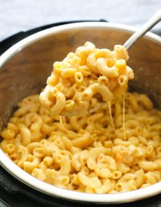 Best Homemade Mac and Cheese Recipes (with Pairing Suggestions)