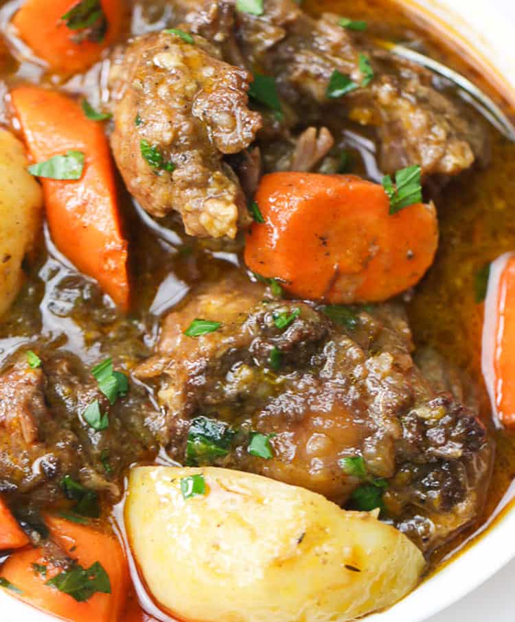 Instant Pot Oxtail Soup