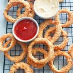 Crispy and delicious Air Fryer Onion Rings