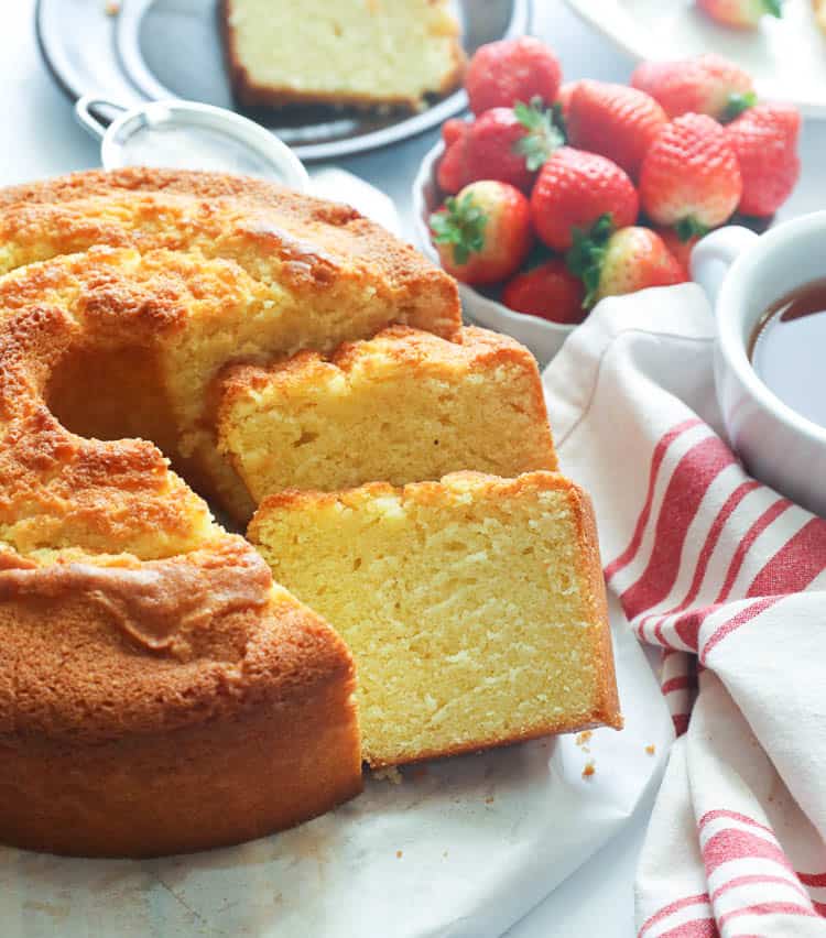 Berry Background Southern Pound cake with table cloth