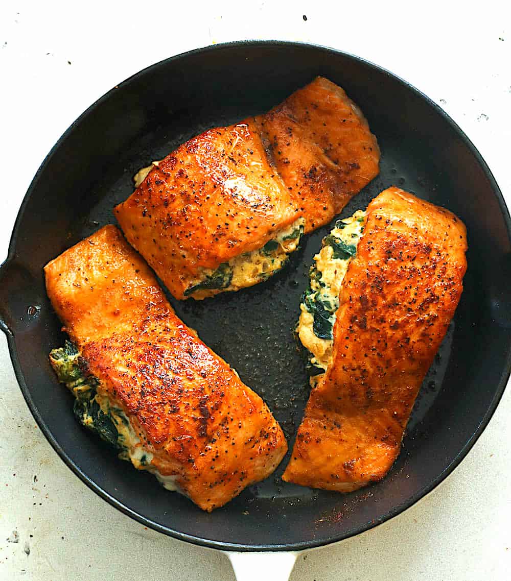 Spinach-Stuffed Salmon ready to enjoy