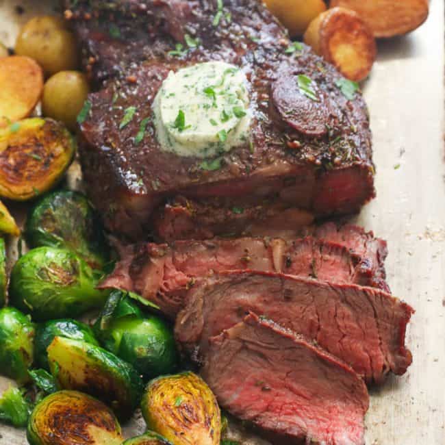 Tomahawk Steak with Veggies