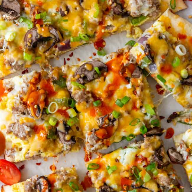 Breakfast pizza with sausage