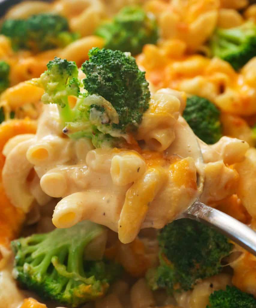 A Spoonful of Broccoli Mac and Cheese