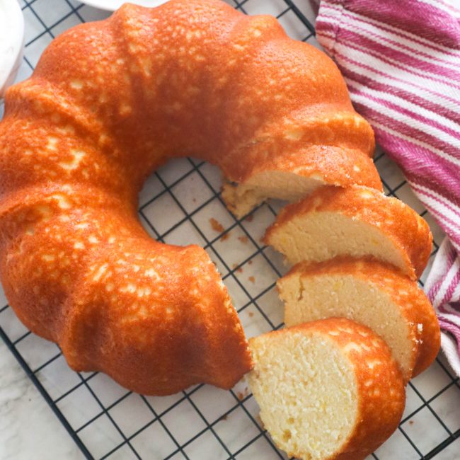 Sliced hot milk cake