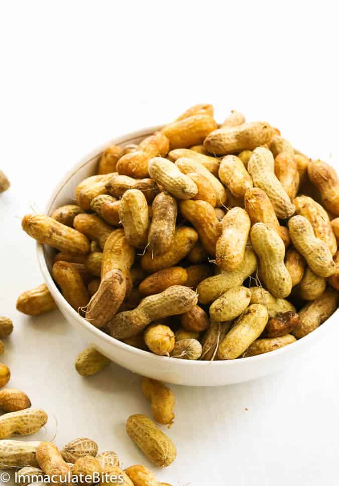 A bowl of hot boiled peanuts