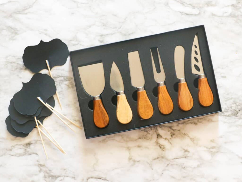 Tools for making a charcuterie board