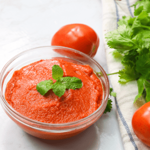 Tomato paste with basil