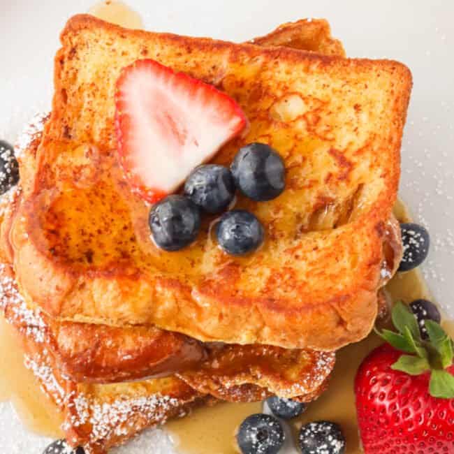 Brioche French toast with strawberries and blueberries