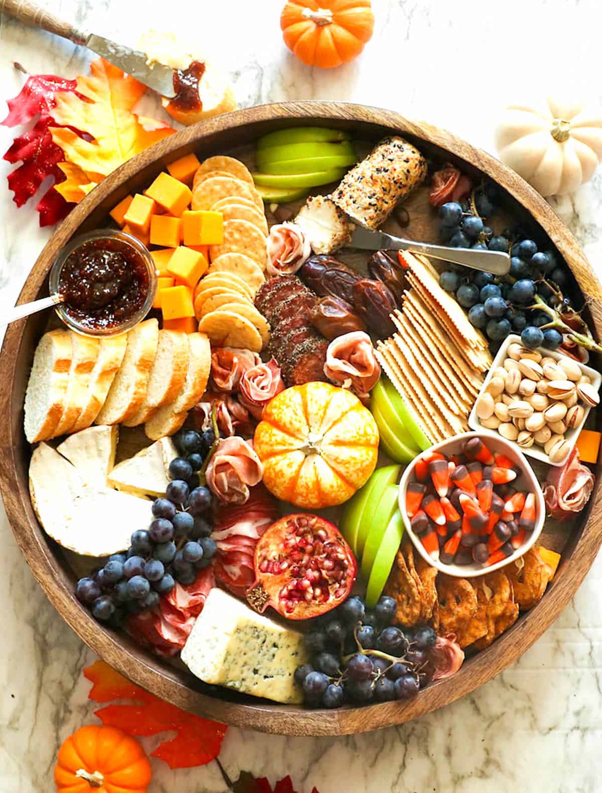 A gorgous and delicious Thanksgiving charcuterie board