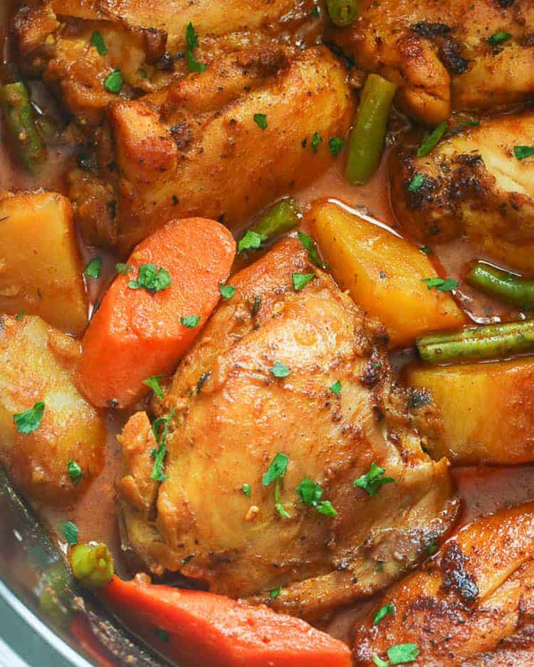 Delectable Jamaican curry chicken in the crocpot for an easy meal