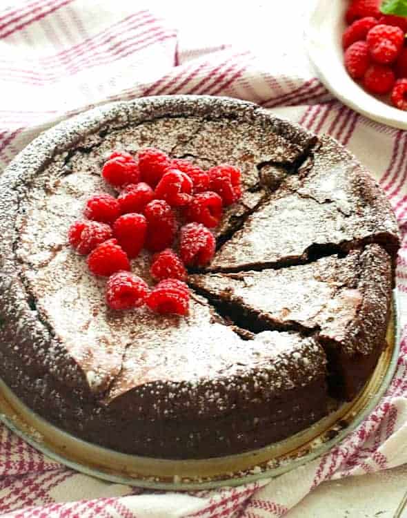 Serving up mouthwatering flourless chocolate cake
