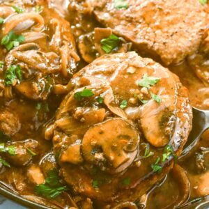 Smothered steak for authentic Southern comfort food