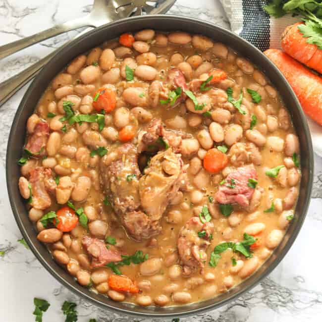 Soul food ham hock and beans for the win