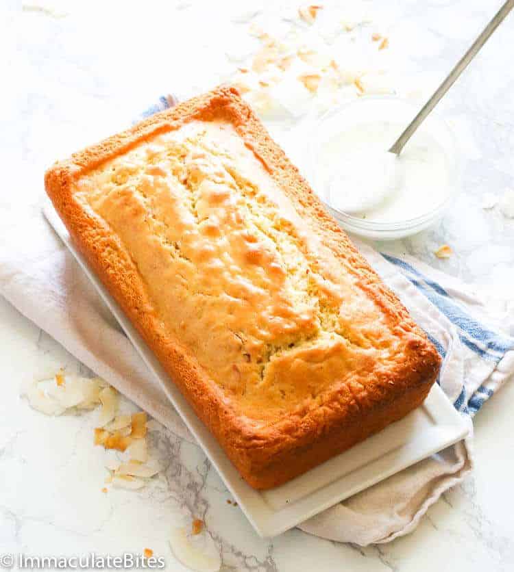 Enjoy the coconut bread for your great dessert