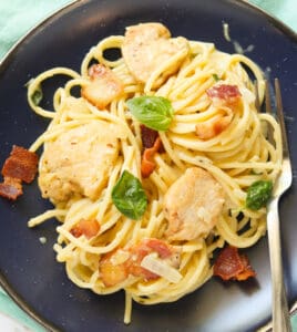 Serving up a plateful of exquisite chicken carbonara