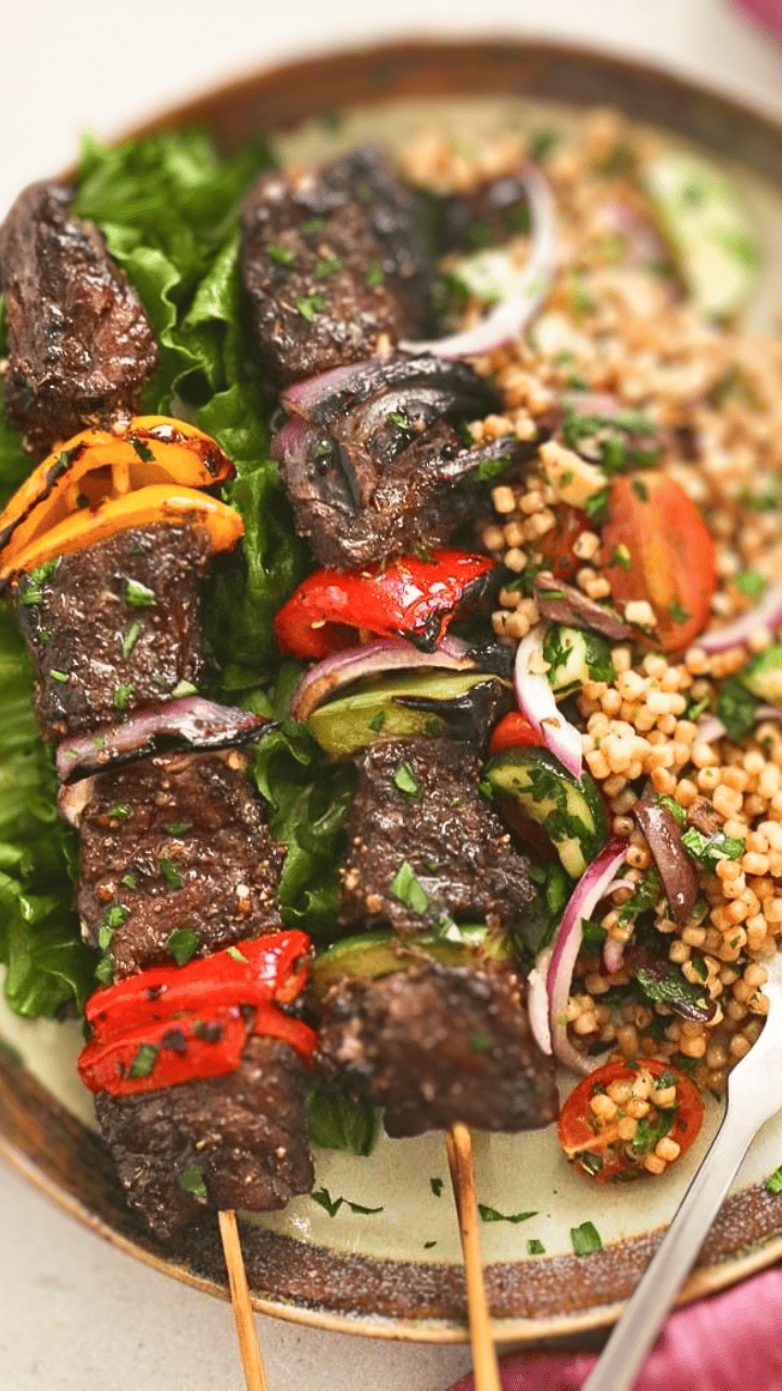 Grilled Beef Skewers Recipe - Kitchen Swagger