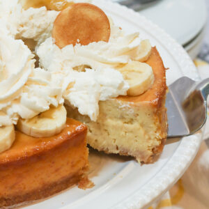 Serving up a slice of insanely good banana pudding cheesecake