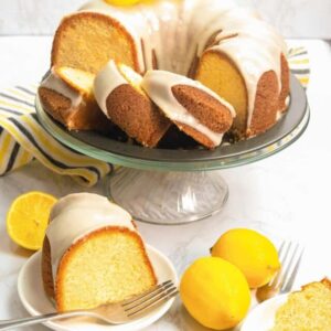Serving up mouthwatering lemon bundt cake slices