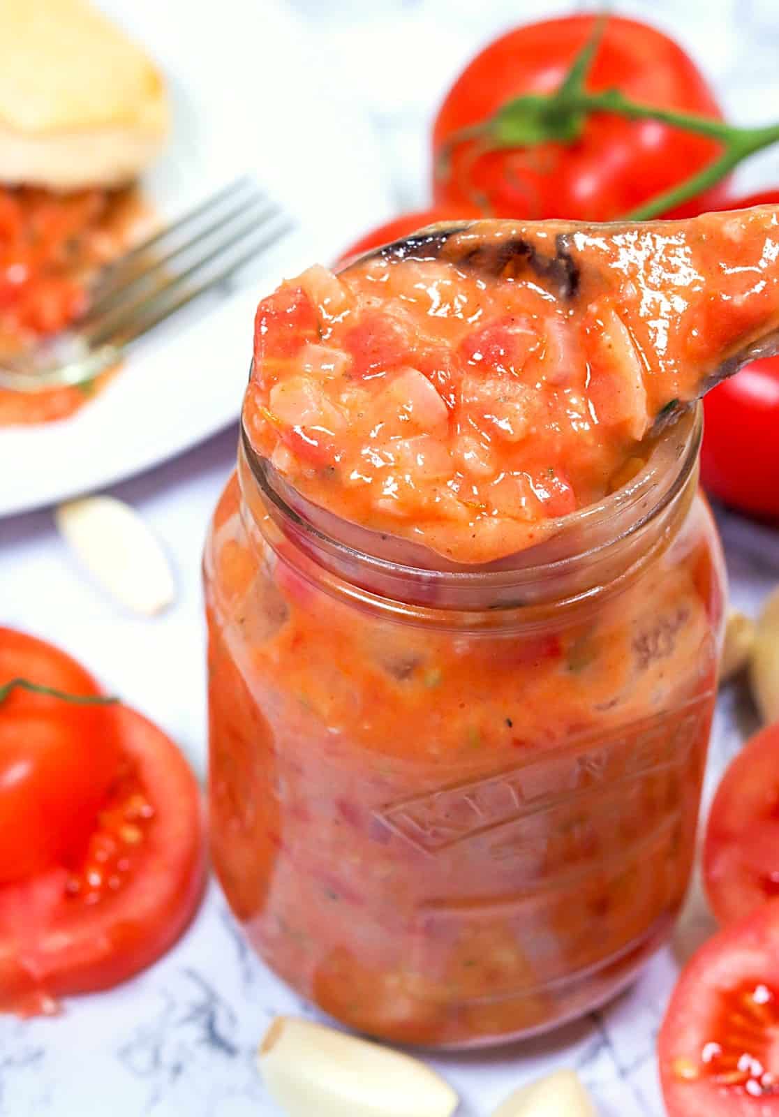 Tomato gravy in a jar ready for later. Super easy to make ahead and can.